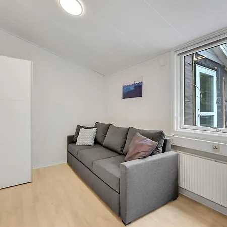 Beautiful In Henne With Wifi And 1 Bedrooms *