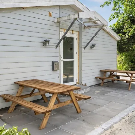 Beautiful In Henne With Wifi And 1 Bedrooms Apartament *